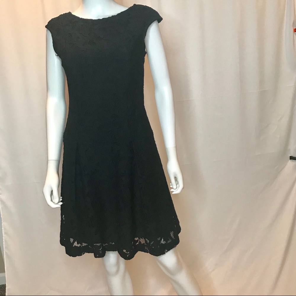 ZARA CLASSIC BLACK LACE DRESS